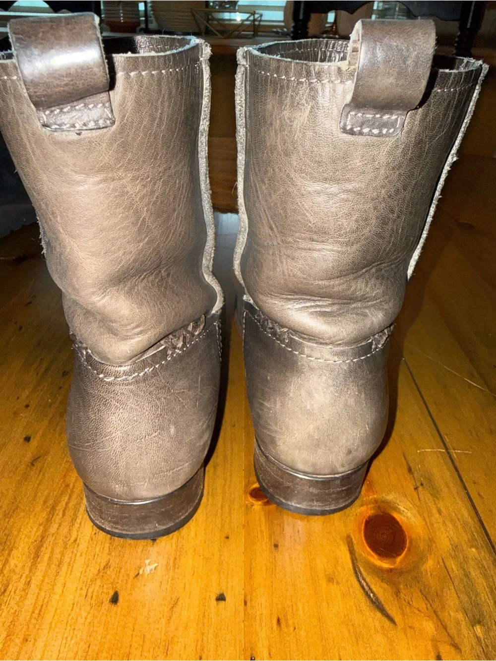 FRYE Raw Edge Distressed Brown Leather Pull-On Ankle Boots Women’s 7.5